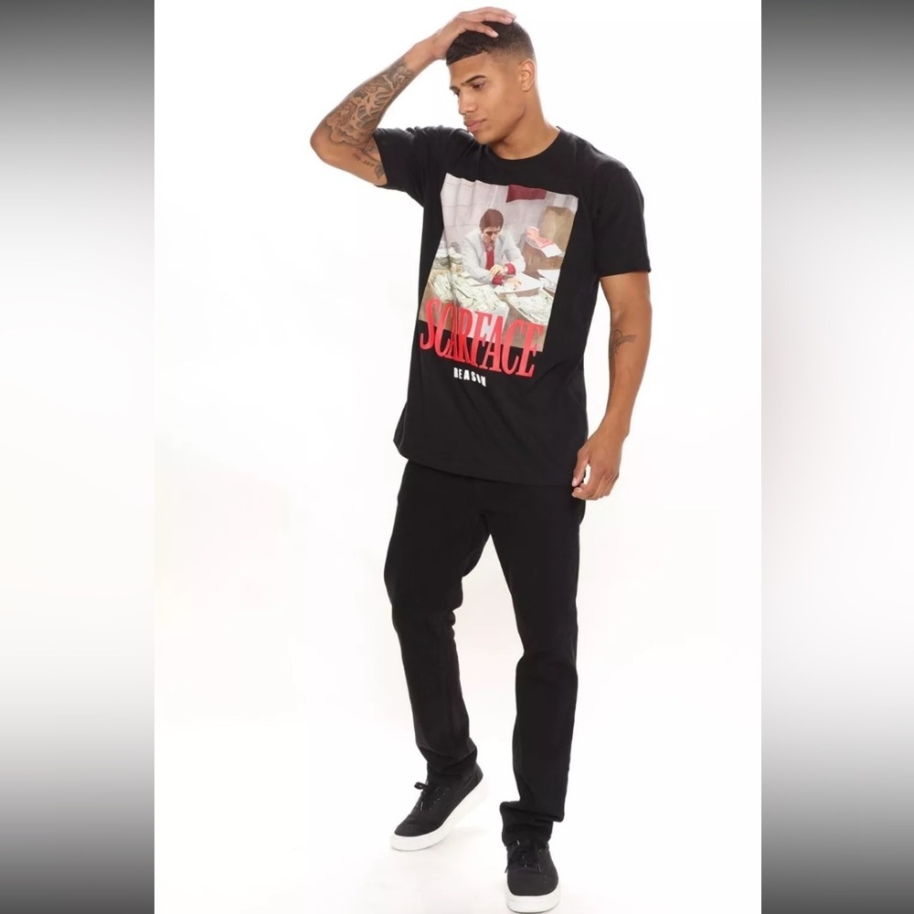 Scarface Tony Montana Counting Money Black/Red/White Graphic Tee/ T-shirt | NEW! - Picture 3 of 6